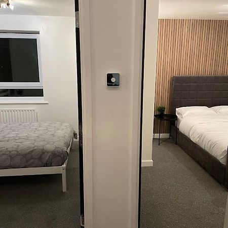 שפילד Stunning Central Apartment With Free Parking מראה חיצוני תמונה